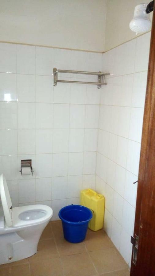 Kanberra Hotel Lira Ngoại thất bức ảnh