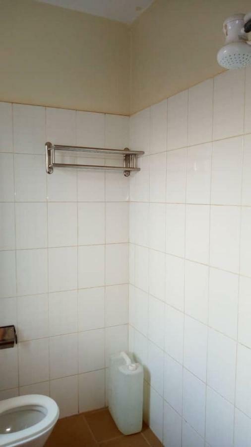 Kanberra Hotel Lira Ngoại thất bức ảnh